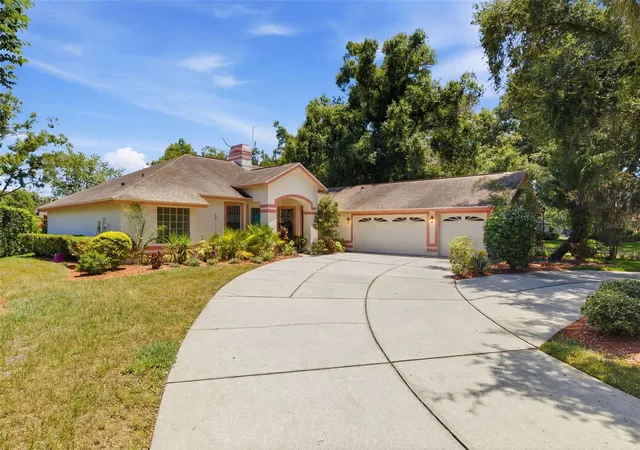 Homes for sale in Lutz, FL | 16501 Blenheim Dr, Lutz, FL 33549 | MLS# TB8522418