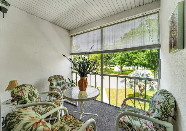 Homes for sale in Zephyrhills, FL | 4801 Airport Road, Zephyrhills, FL 33542 | Houzeo