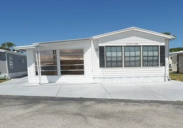 Homes for sale in Englewood, FL | 1475 Flamingo Dr #105, Englewood, FL 34224 | MLS# D6147880