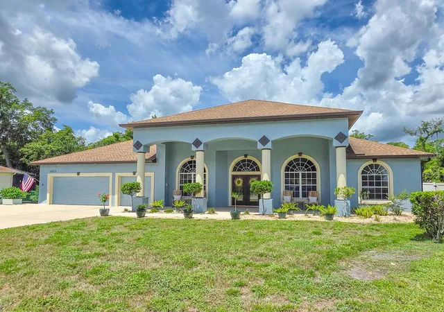 4th image of 6053 Sabal Creek Blvd, Port Orange, FL 32128 | MLS# O6419336