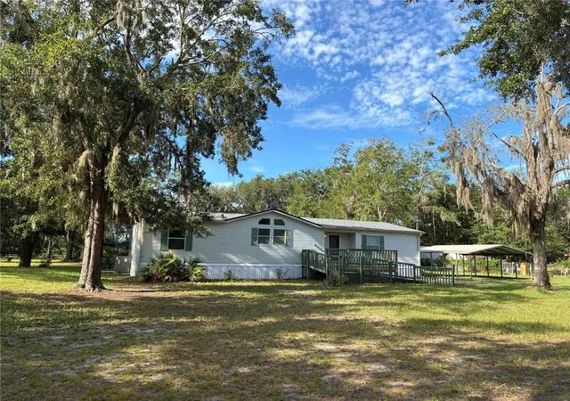 Photo 2 of Manufactured home for sale at 21919 NE 69th Place, Melrose, FL 32666 | MLS# GC541408 | Listing updated on 2026-08-08