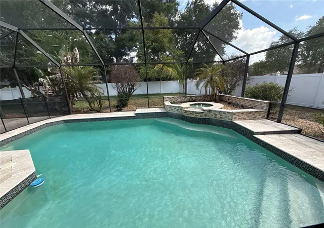 21st image of 3045 Sutton Woods Dr, Plant City, FL 33566 | MLS# TB8522447