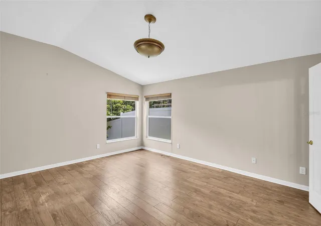 4th image of 12415 Rustic View Ct, Tampa, FL 33635 | MLS# TB8522453