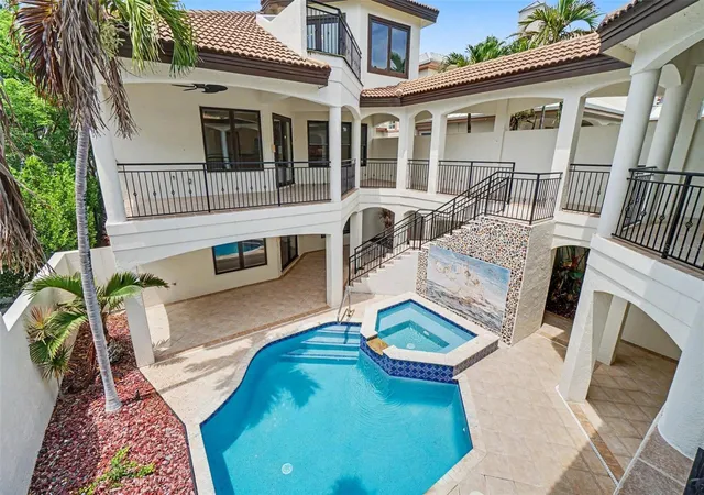 2nd image of 11523 Andy Rosse Ln, Captiva, FL 33924 | MLS# TB8522459