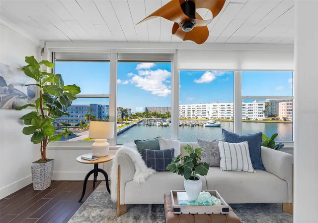 2nd image of 5940 30th Ave S #301, Gulfport, FL 33707 | MLS# TB8522460