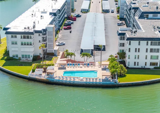 Homes for sale in Gulfport, FL | 5940 30th Ave S #301, Gulfport, FL 33707 | MLS# TB8522460