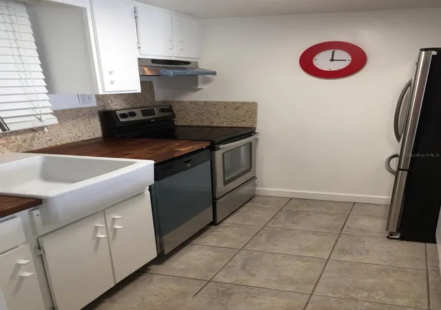 Photo 4 of Condo for sale at 200 Maitland Ave #34, Altamonte Springs, FL 32701 | MLS# TB8522461 | Listing updated on 2026-09-03
