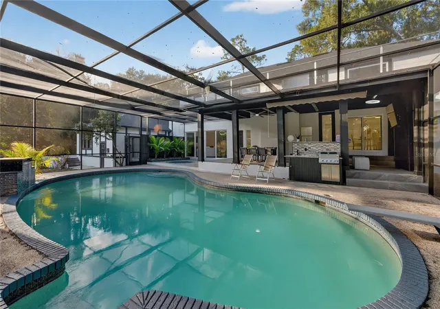 Homes for sale in Longwood, FL | 305 Sweetwater Club Cir, Longwood, FL 32779 | MLS# TB8522474