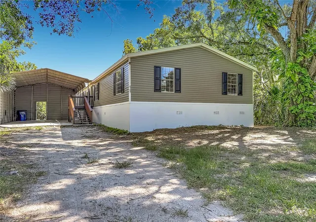 Homes for sale in Gibsonton, FL | 6106 Nundy Ave, Gibsonton, FL 33534 | MLS# TB8522481