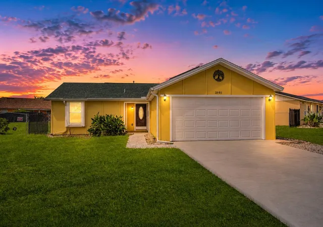 Homes for sale in Deltona, FL | 2981 Irondale St, Deltona, FL 32738 | MLS# O6419374