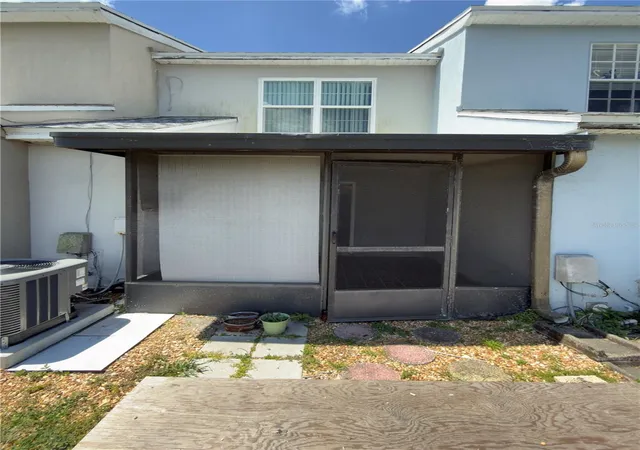Homes for sale in Largo, FL | 6630 121st Ave #6, Largo, FL 33773 | MLS# TB8522484