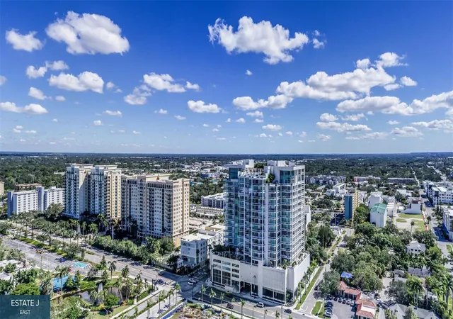 3rd image of 555 Quay Common, Sarasota, FL 34236