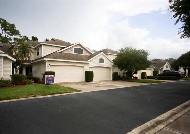 Homes for sale in Tavares, FL | 136 Baytree Blvd, Tavares, FL 32778 | MLS# G5114200