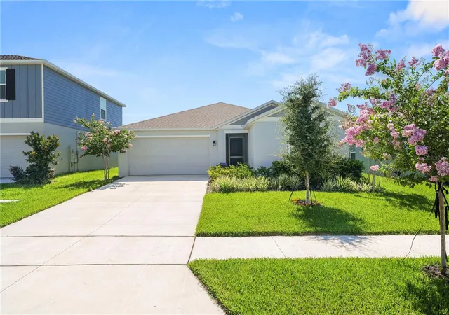 Homes for sale in Lake Wales, FL | 2914 Pennachio Dr, Lake Wales, FL 33853 | MLS# L4963005