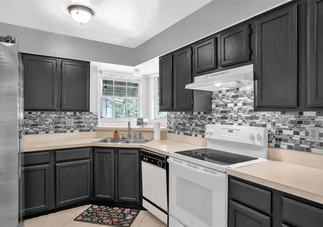 Homes for sale in Kissimmee, FL | 4155 Bergamont Ct, Kissimmee, FL 34746 | MLS# O6419417