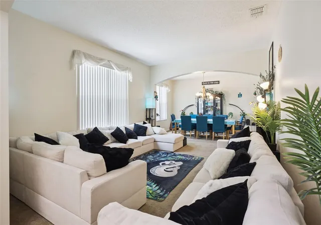 Photo 4 of Single family home for sale at 1603 Johns Cvs Ln, Winter Garden, FL 34787 | MLS# O6419418 | Listing updated on 2026-08-29