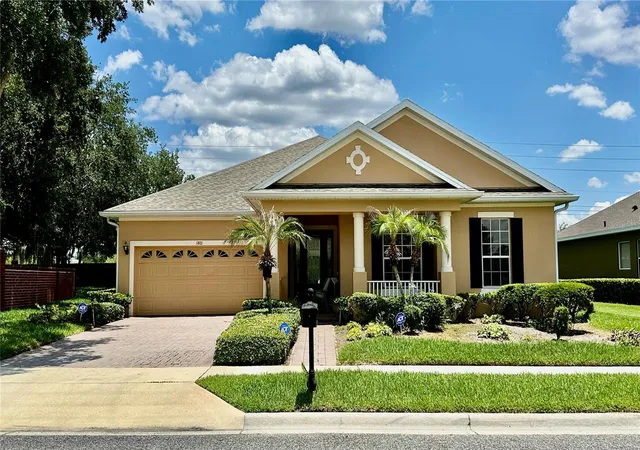 Photo 2 of Sale Pending at 1801 Burdock Dr, Winter Garden, FL 34787 | MLS# O6419427 | Listing updated on 2026-09-02