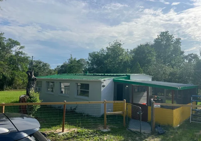2nd image of 20456 Se 140th St, Umatilla, FL 32784 | MLS# TB8522562