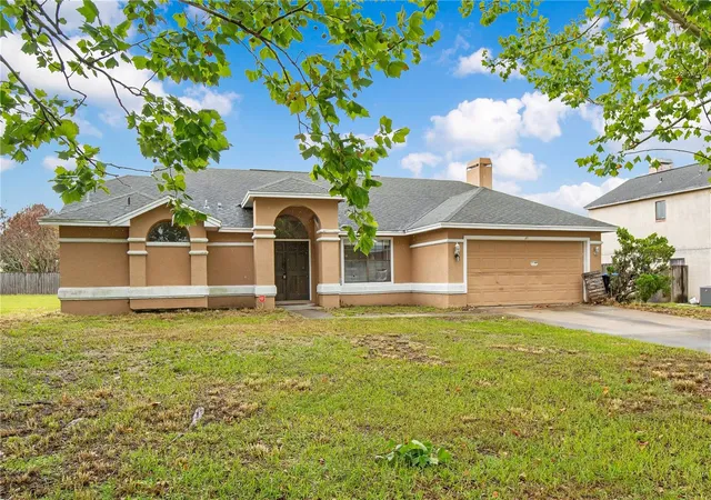 Photo 3 of Single family home for sale at 3210 Pell Mell Dr, Orlando, FL 32818 | MLS# O6419453 | Listing updated on 2026-09-30