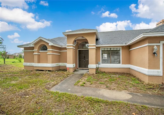 Photo 4 of Single family home for sale at 3210 Pell Mell Dr, Orlando, FL 32818 | MLS# O6419453 | Listing updated on 2026-09-30