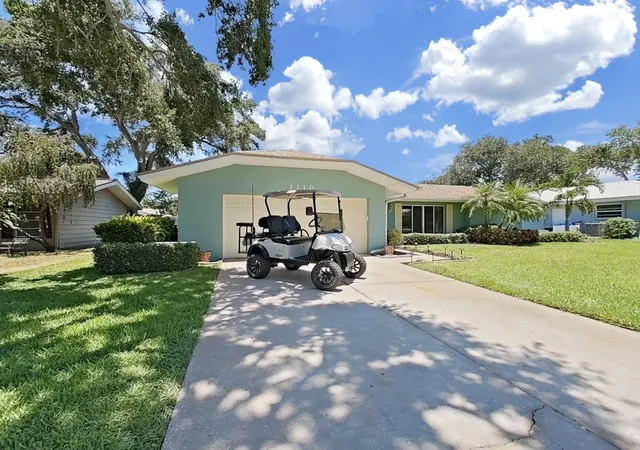 3rd image of 1110 Mclean St, Dunedin, FL 34698 | MLS# TB8522577