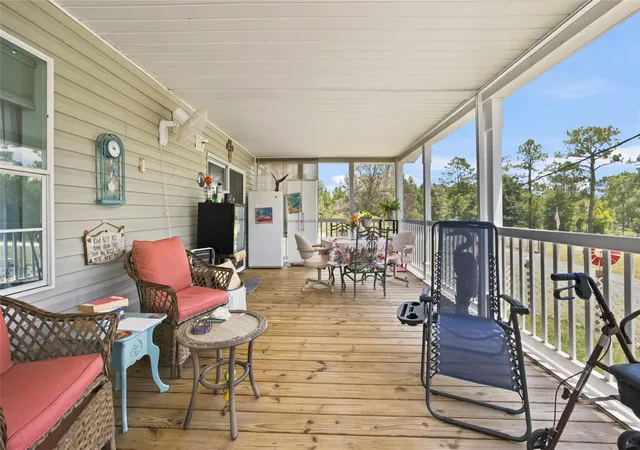 Homes for sale in Morriston, FL | 13330 Se 21St Pl, Morriston, FL 32668 | MLS# OM727258