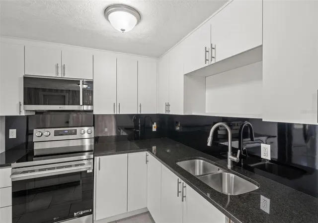 Homes for sale in Holiday, FL | 1414 Russel Ln, Holiday, FL 34691 | MLS# TB8522594
