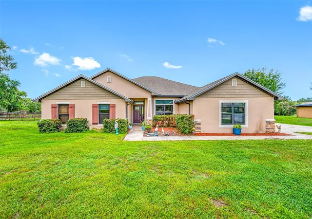 Photo 3 of Single family home for sale at 14311 Hl Country Ln, Dade City, FL 33525 | MLS# TB8522598 | Listing updated on 2026-08-29