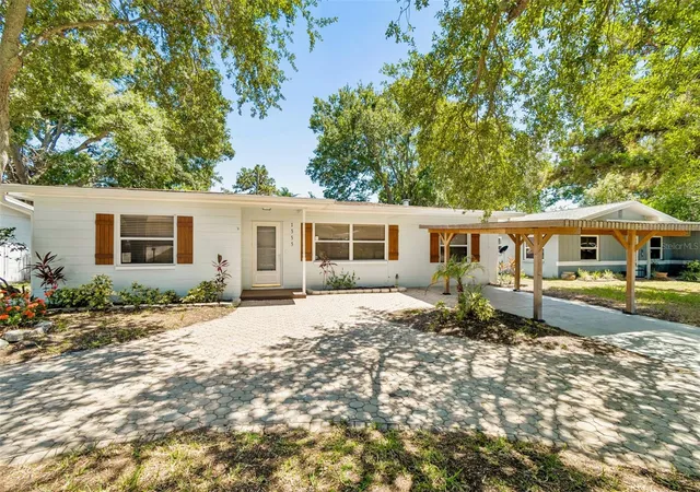 2nd image of 1555 Magnolia Dr, Clearwater, FL 33756 | MLS# TB8522604