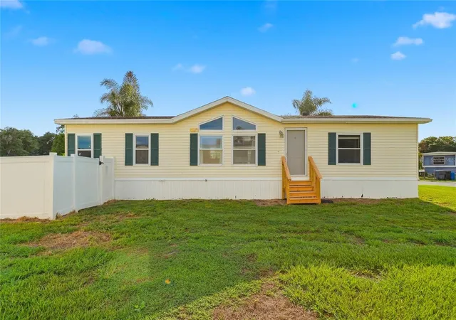 Photo 1 of Manufactured home for sale at 338 1st Avenue N, Lake Wales, FL 33859 | MLS# L4963018 | Listing updated on 2026-10-07