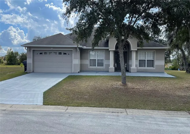 Homes for sale in Haines City, FL | 664 Hatchwood Dr, Haines City, FL 33844 | MLS# S5152422