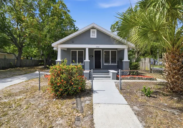 Photo 2 of Single family home for sale at 2550 10th Avenue S, Saint Petersburg, FL 33712 | MLS# O6419524 | Listing updated on 2026-10-20