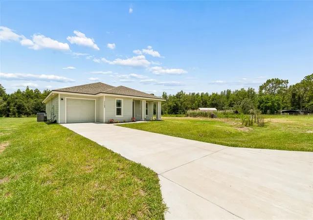 Photo 4 of Single family home for sale at 11133 Ko Dr, Lakeland, FL 33809 | MLS# TB8522630 | Listing updated on 2026-09-20