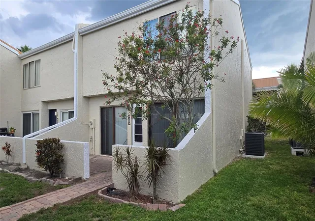 Photo 3 of Condo for sale at 4209 Fogcutter Ct #4209, Tampa, FL 33615 | MLS# TB8522663 | Listing updated on 2026-10-01