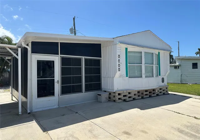 1st image of 3723 116th St W, Bradenton, FL 34210 | MLS# A4697968