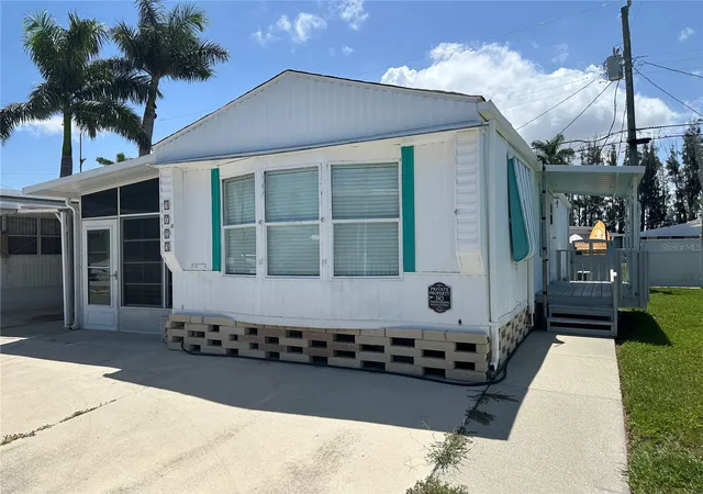 2nd image of 3723 116th St W, Bradenton, FL 34210 | MLS# A4697968