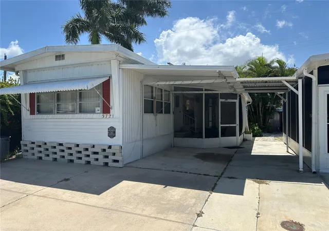 1st image of 3721 116th St W, Bradenton, FL 34210 | MLS# A4697969