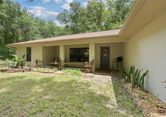 Photo 3 of Single family home for sale at 18451 NW 141st Avenue, Williston, FL 32696 | MLS# OM727276 | Listing updated on 2026-08-10