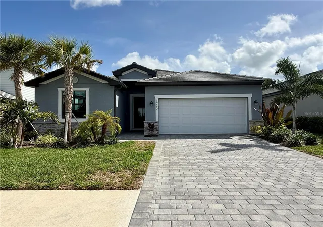 Photo 1 of Single family home for sale at 10852 Sun Drop St, Venice, FL 34293 | MLS# O6419571 | Listing updated on 2026-09-15