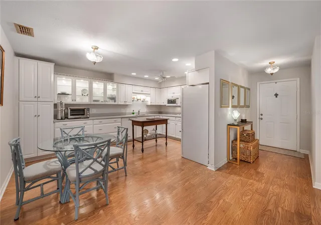 Photo 3 of Single family home for sale at 26 Buck Cir, Haines City, FL 33844 | MLS# L4963025 | Listing updated on 2026-09-04