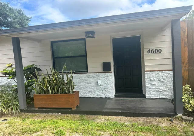Photo 2 of Single family home for sale at 4600 30th Avenue N, St Petersburg, FL 33713 | MLS# TB8522681 | Listing updated on 2026-09-15