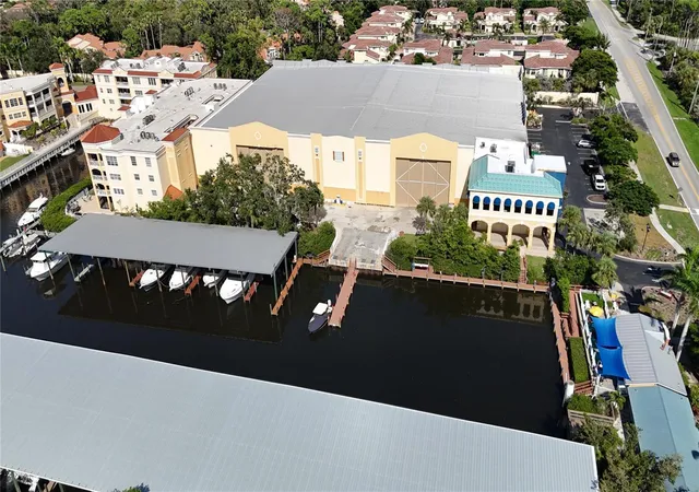 Homes for sale in Osprey, FL | 570 Blackburn Point Rd #23, Osprey, FL 34229 | MLS# A4697977