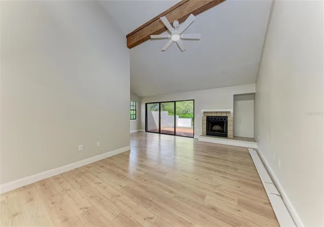 Listing Photo 4 - Condo for sale in building located at 4515 Winston Ln N, SARASOTA, FL 34235 - Unit #47