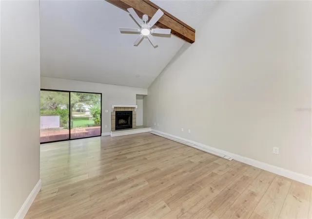 Listing Photo 5 - Condo for sale in building located at 4515 Winston Ln N, SARASOTA, FL 34235 - Unit #47