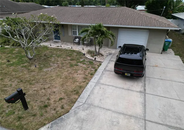 Photo 3 of Single family home for sale at 10541 86th Avenue, Seminole, FL 33772 | MLS# TB8522709 | Listing updated on 2026-08-21