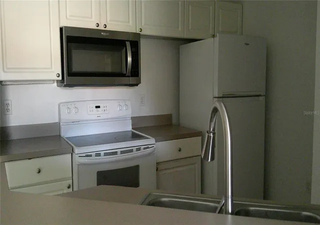 3rd image of 5518 Metrowest Blvd #207, Orlando, FL 32811 | MLS# S5152437