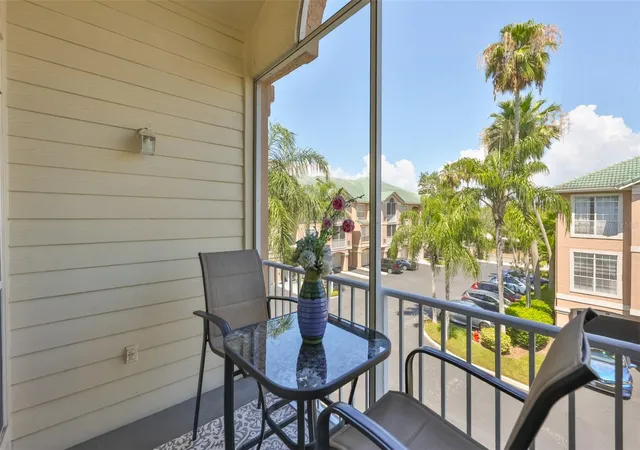 Listing Photo 5 - Condo for sale in building located at 3312 Bay Clb Cir, TAMPA, FL 33607 - Unit #3312