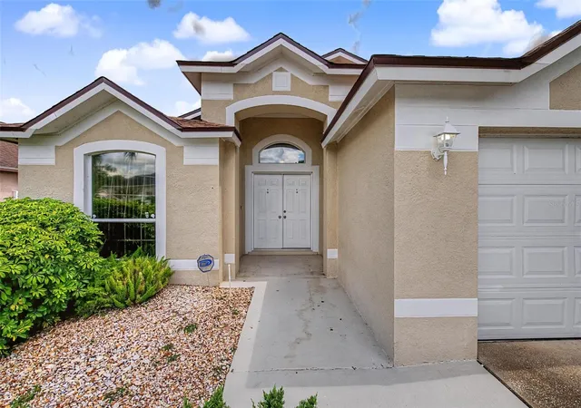 2nd image of 29641 Fog Hollow Dr, Wesley Chapel, FL 33543 | MLS# TB8522738