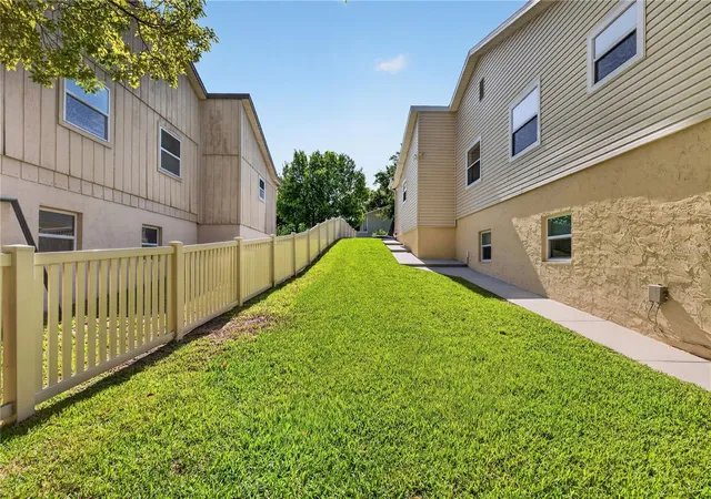 3rd image of 51 Sandpiper Cir, Ormond Beach, FL 32174 | MLS# V4949828