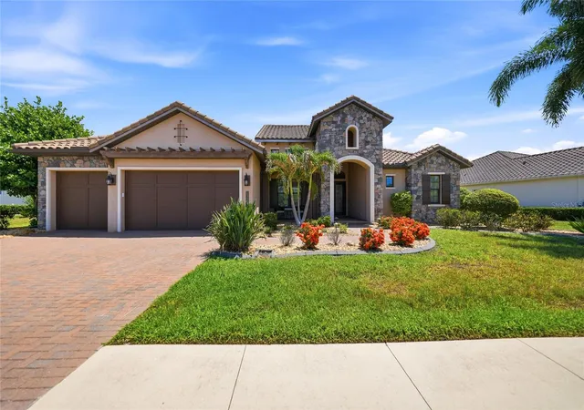 3rd image of 13220 Campanile Ct, Venice, FL 34293 | MLS# A4697987